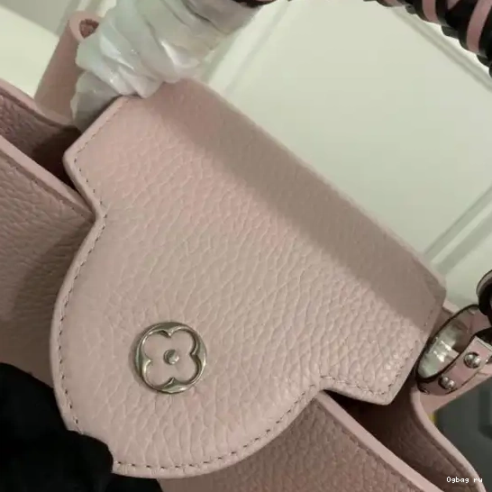CAPUCINES VUITTON LOUIS BB 0422
